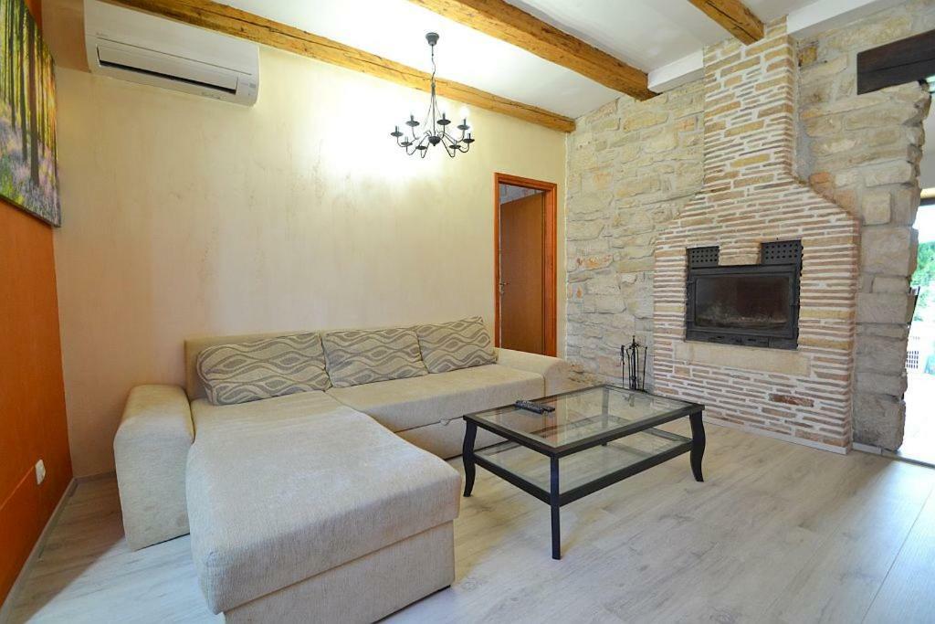 Villa Giardin Novigrad Istria Exterior foto